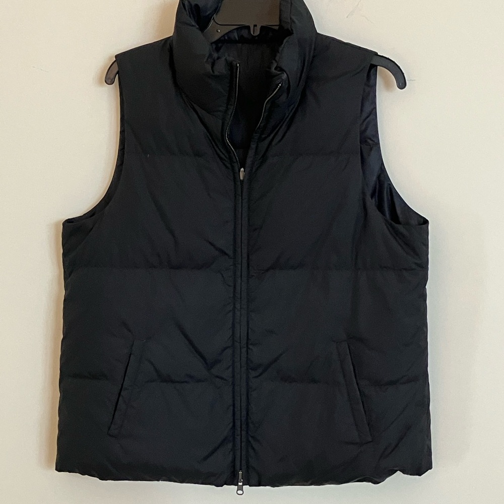 Eileen Fisher Black Quilted puff Vest/ Sleeveless Jacket